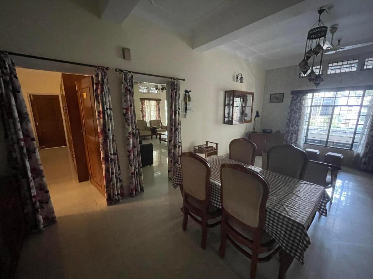 The Choudhury Manor Homestay Ґувахаті Екстер'єр фото