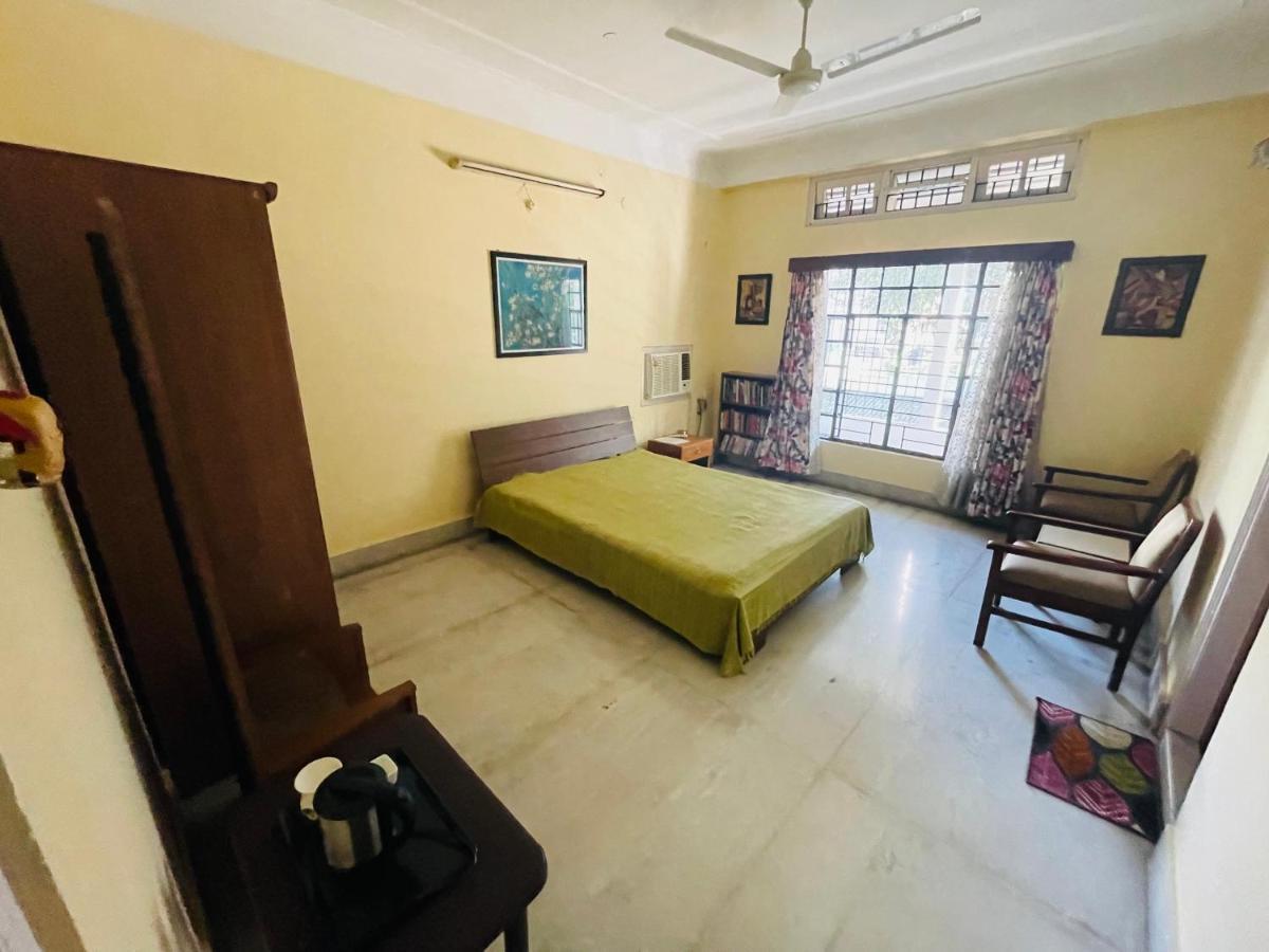 The Choudhury Manor Homestay Ґувахаті Екстер'єр фото
